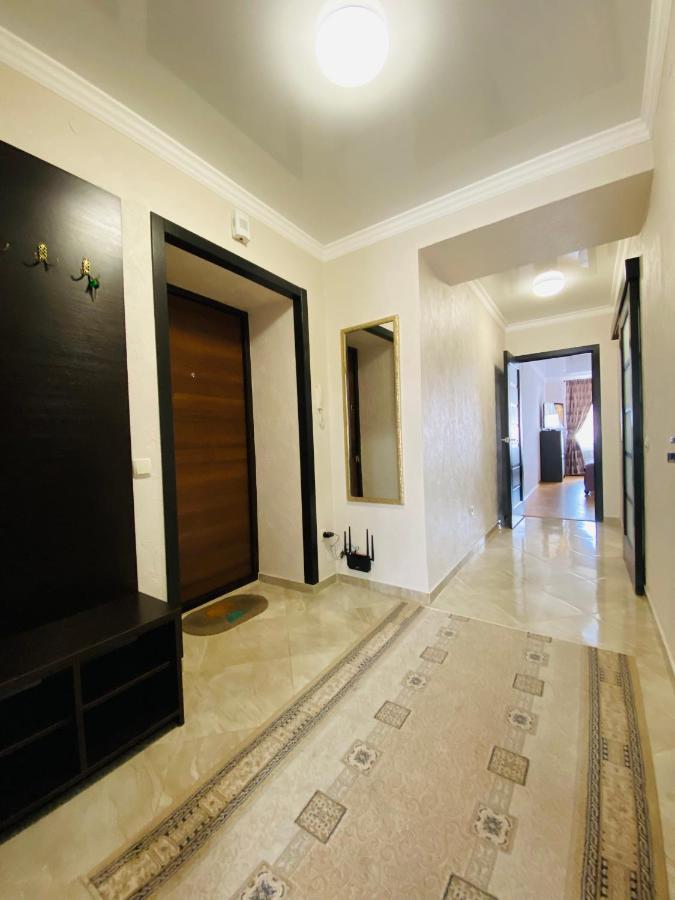Центр. Поруч Парк Та Став Apartment Ternopil Ngoại thất bức ảnh