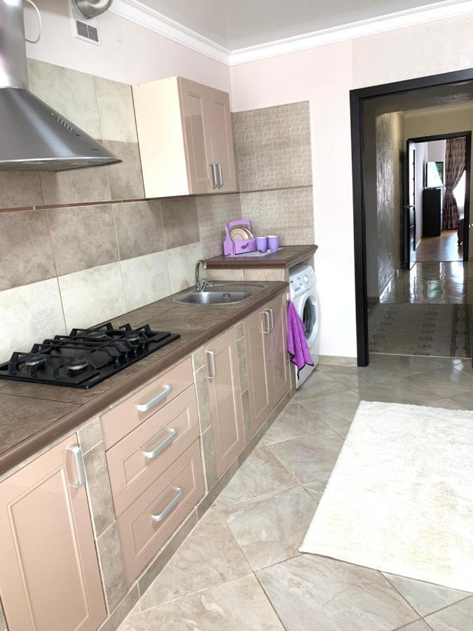 Центр. Поруч Парк Та Став Apartment Ternopil Ngoại thất bức ảnh